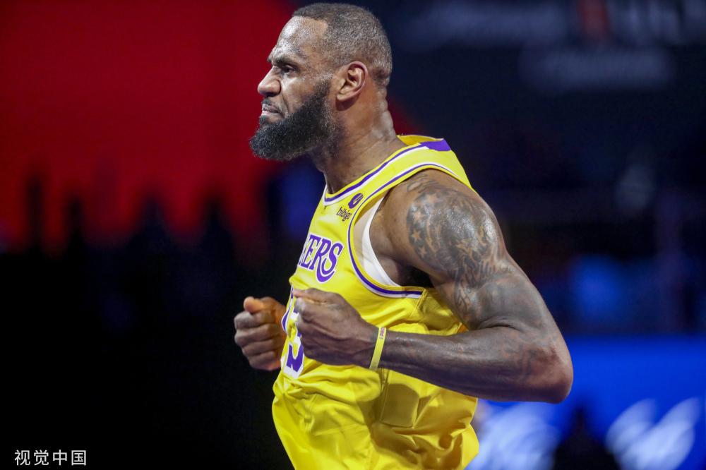 很多篮球圈 很多篮球圈