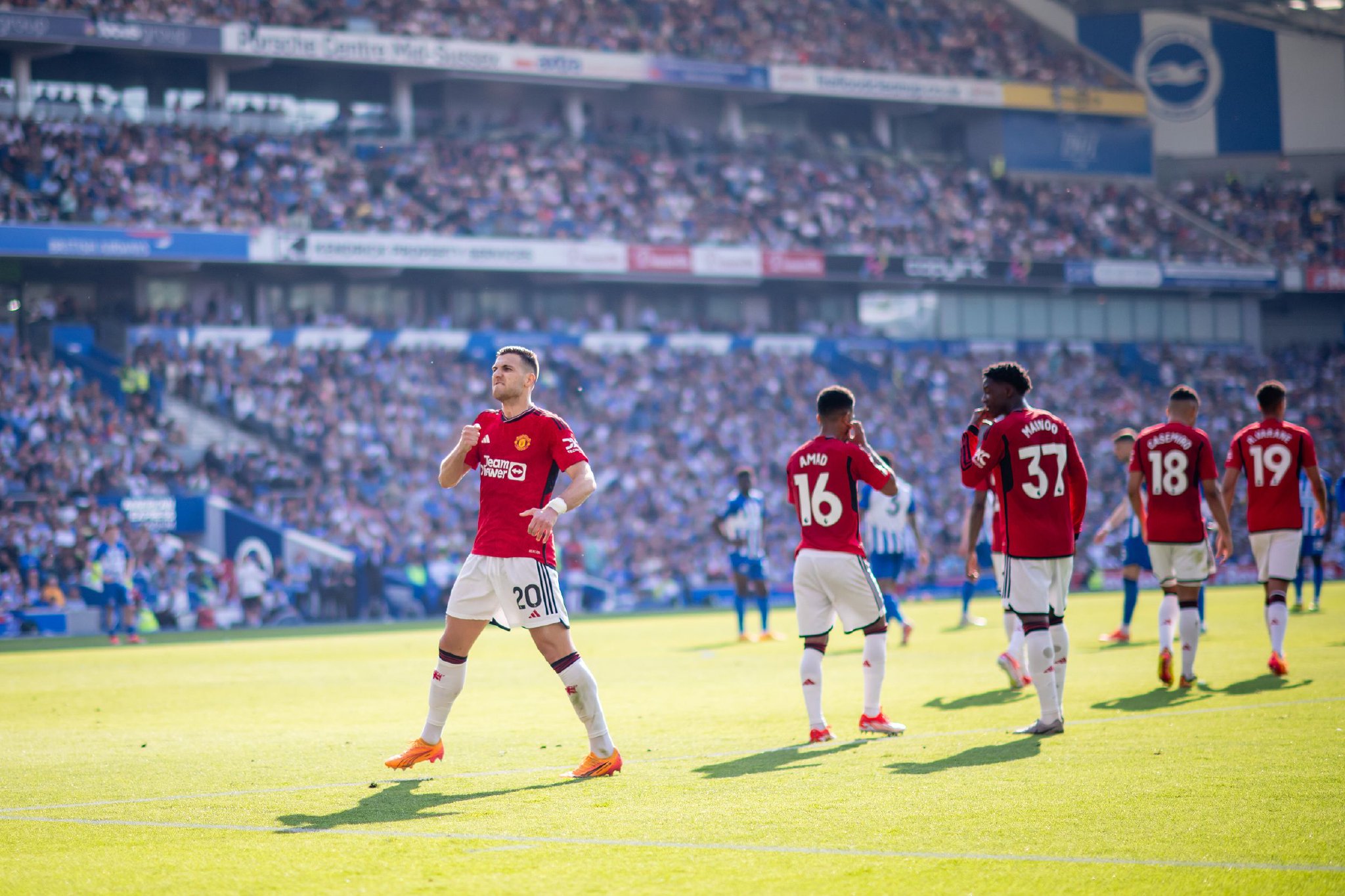 她的表现将 她的表现将